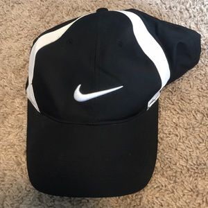 Nike golf hat